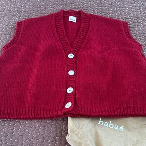 Babaa Vest no75 in Cereza